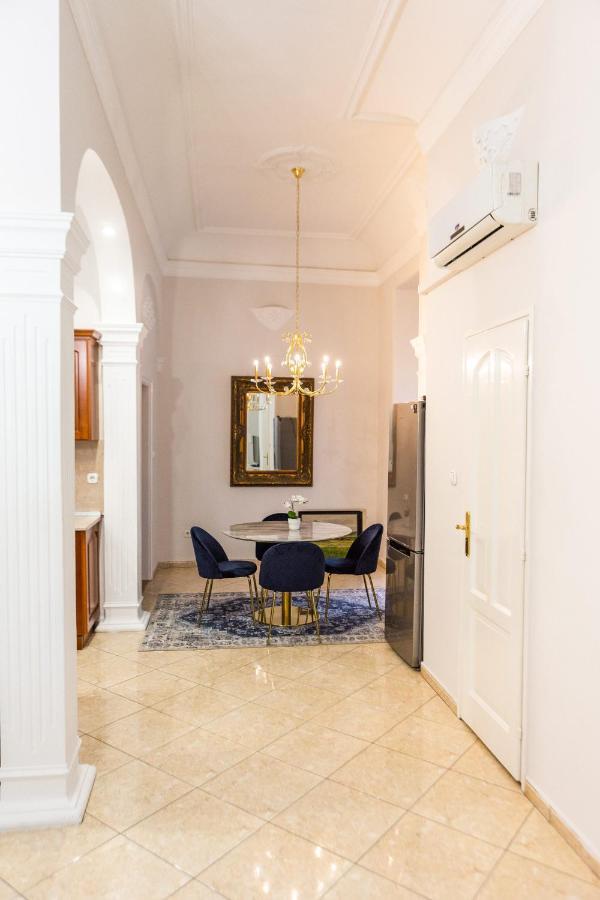 Luxury Downtown 3 Bedroom Apartment By Synagoge With Beautiful View Budapest Exterior photo