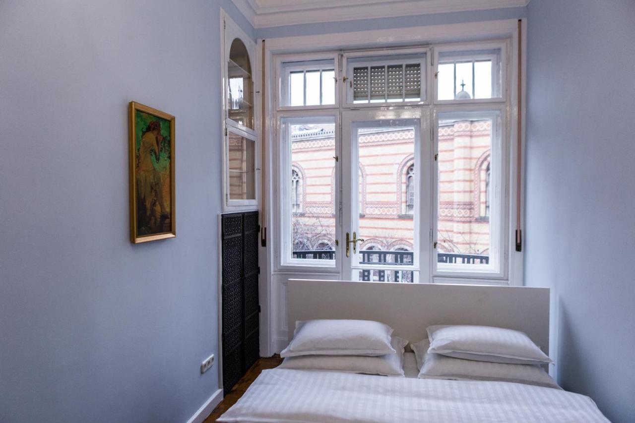 Luxury Downtown 3 Bedroom Apartment By Synagoge With Beautiful View Budapest Exterior photo